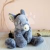 Plyšový oslík Donkey Sweety Mousse Histoire d’ Ours šedý 40 cm od 0 měsíců - Image 2